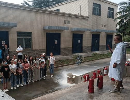 成人影片