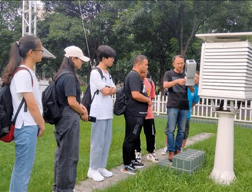 成人影片