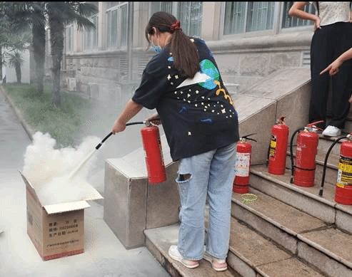 成人影片