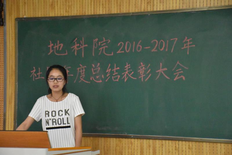 成人影片